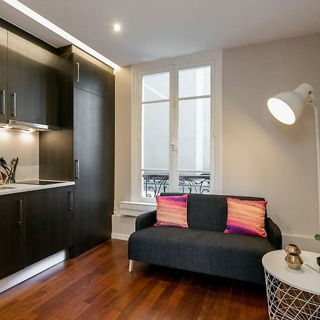Charmant Studio Neuf Proche Des Invalides Apartment Paris Exterior foto