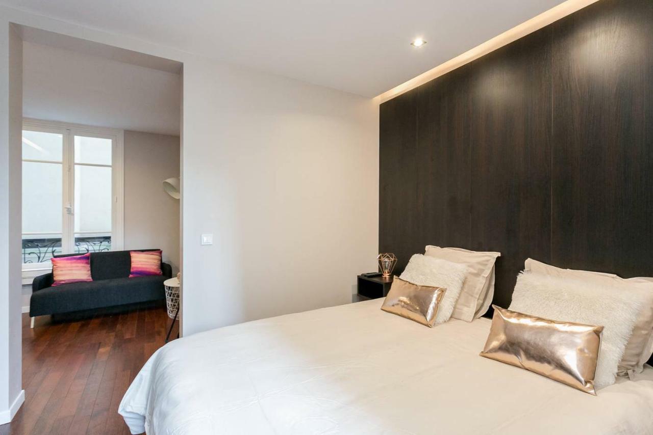 Charmant Studio Neuf Proche Des Invalides Apartment Paris Exterior foto