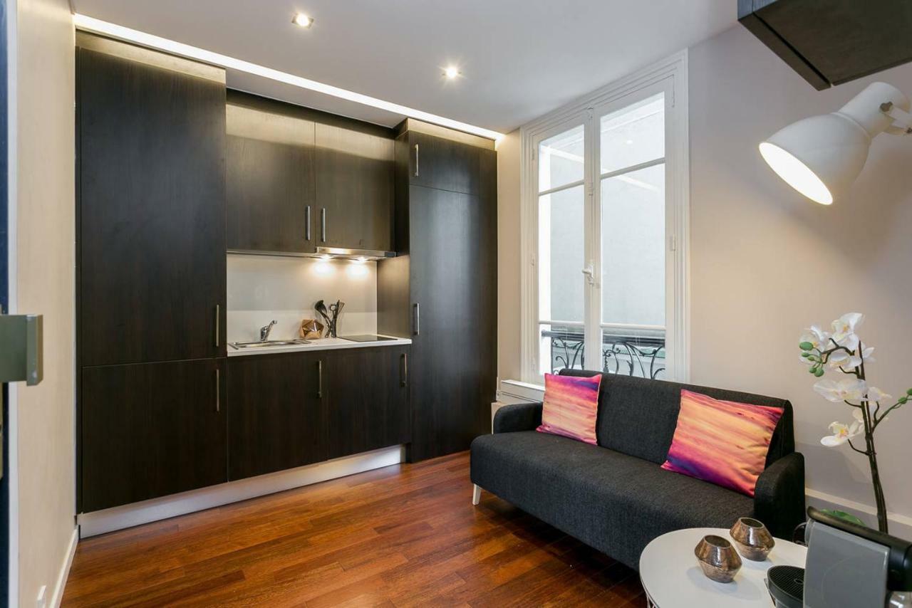 Charmant Studio Neuf Proche Des Invalides Apartment Paris Exterior foto